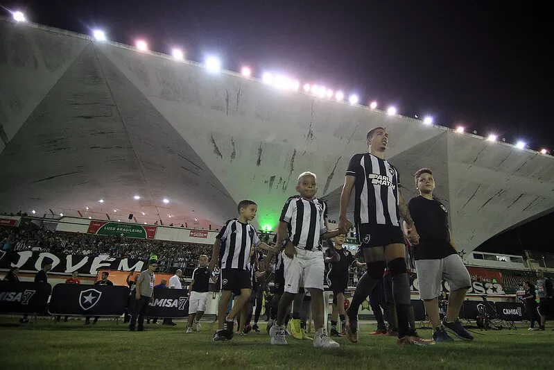 botafogo nova iguaçu onde assistir escalações
