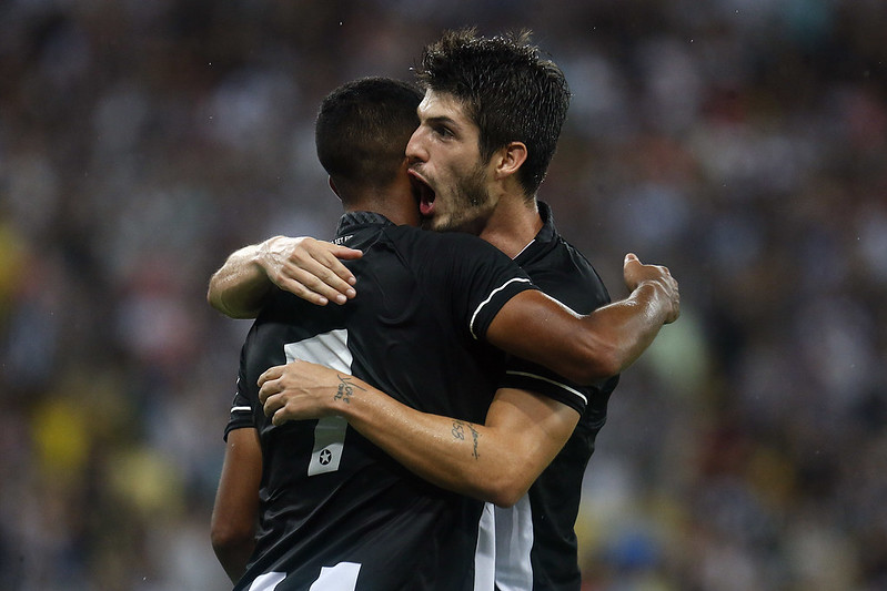 lucas piazon botafogo renova