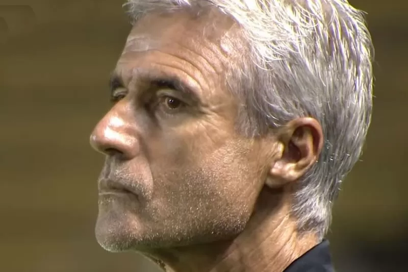 luis castro botafogo portuguesa carioca