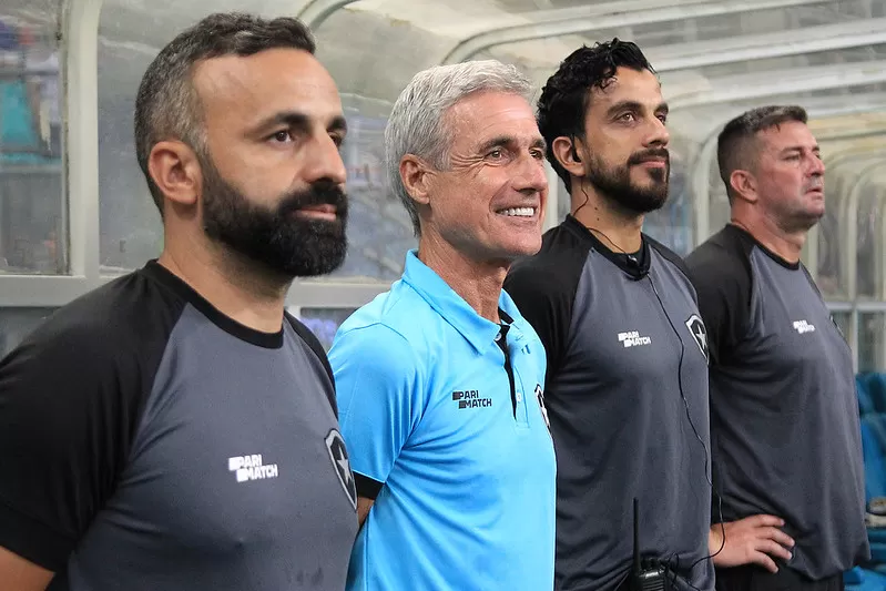 alicia klein botafogo luis castro