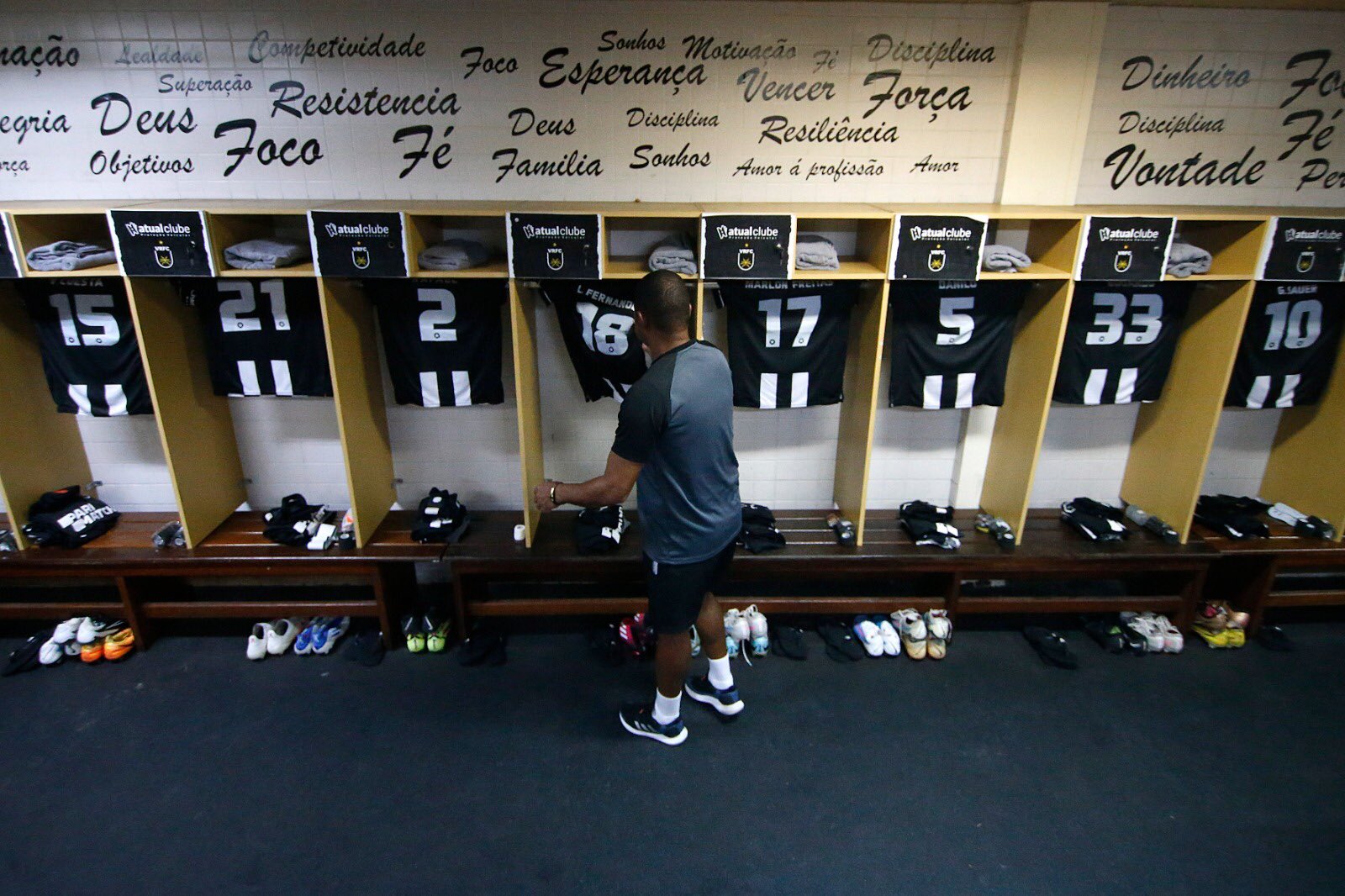 Com Novidades Botafogo Está Definido Para Enfrentar O Audax Veja Escalação Fogo Na Rede