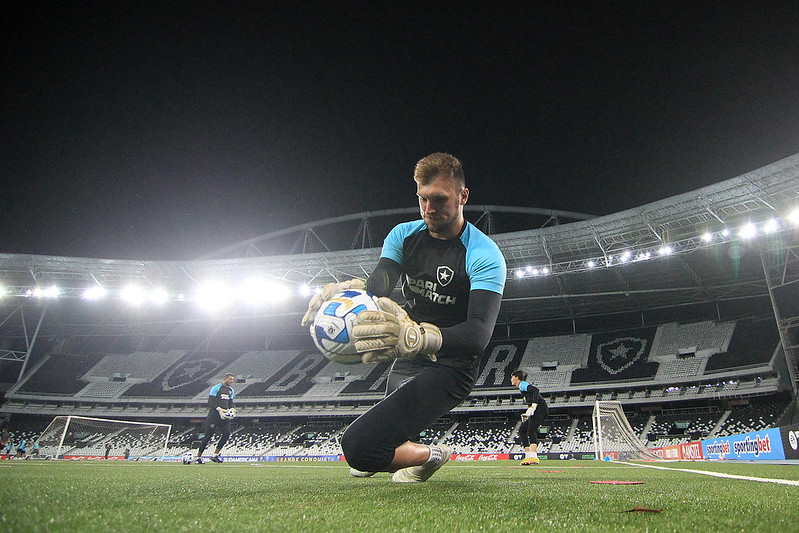 lucas perri botafogo cesar vallejo copa sul-americana