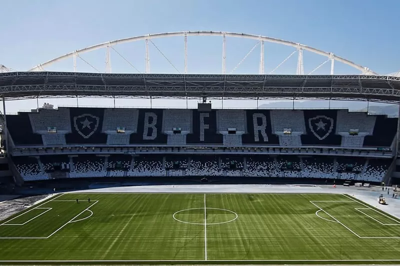 luis castro botafogo gramado nilton santos