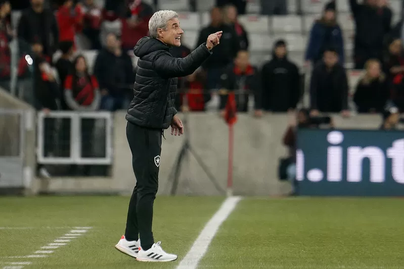 botafogo athletico-pr luis castro copa do brasil