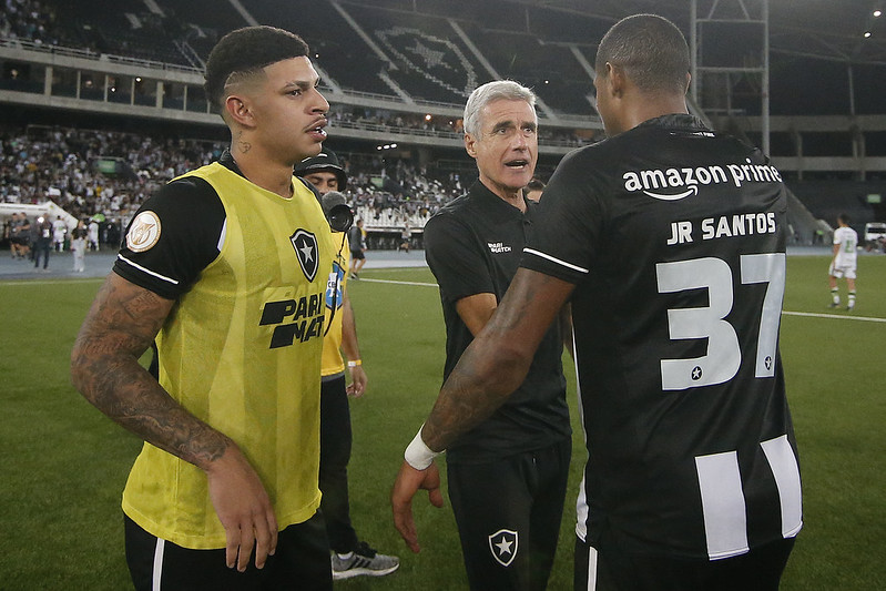 luis castro botafogo américa-mg campeonato brasileiro eduardo