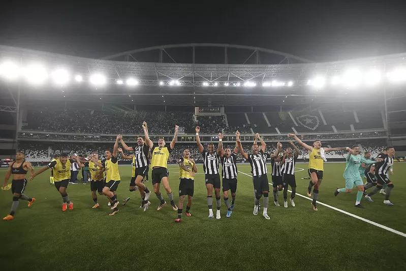 luis castro botafogo fluminense brasileiro