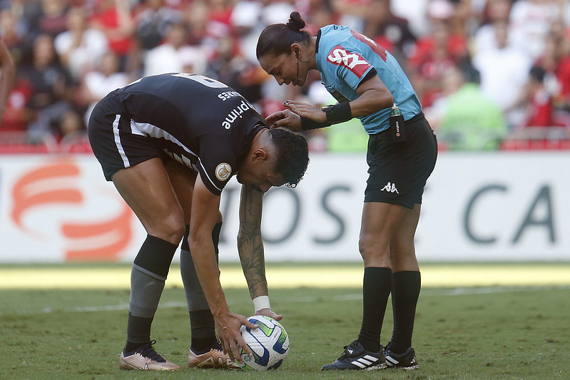 tiquinho botafogo flamengo campeonato brasileiro