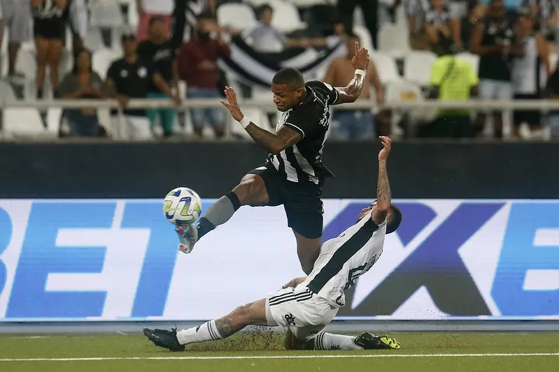 vitor severino botafogo atlético-mg junior santos