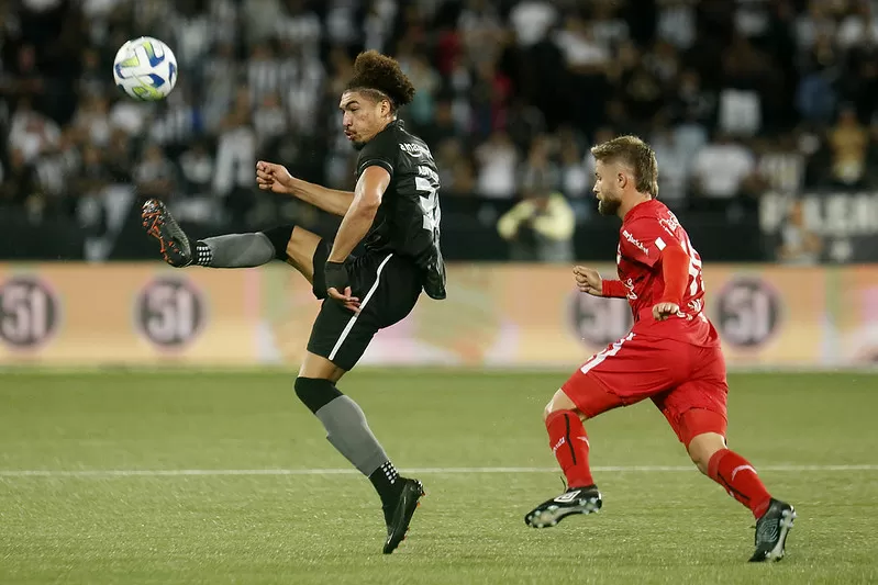 botafogo red bull bragantino adryelson