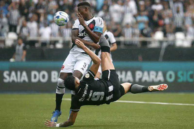 botafogo vasco tiquinho soares