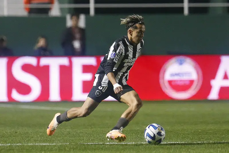 botafogo defensa y justicia matias segovia