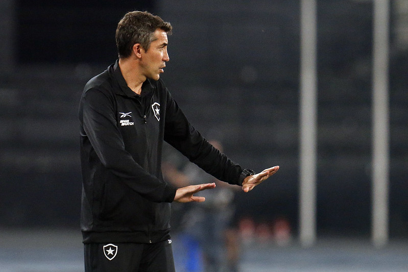 bruno lage botafogo defensa y justicia