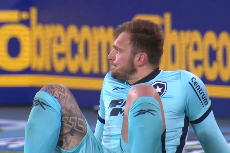 lucas perri botafogo internacional