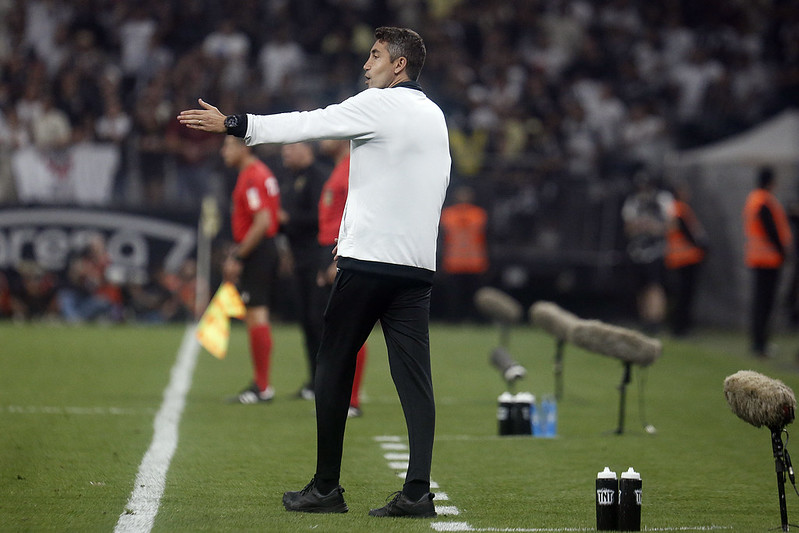 botafogo corinthians brasileiro bruno lage