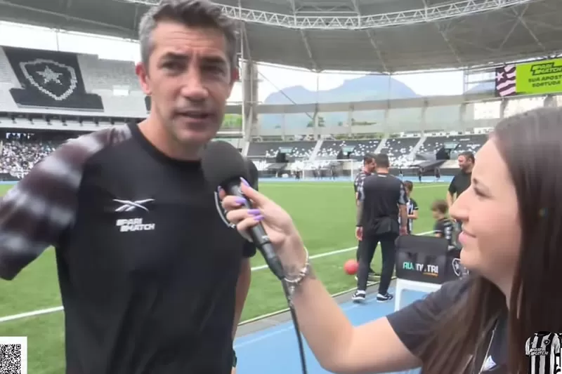 bruno lage botafogo treino estadio nilton santos