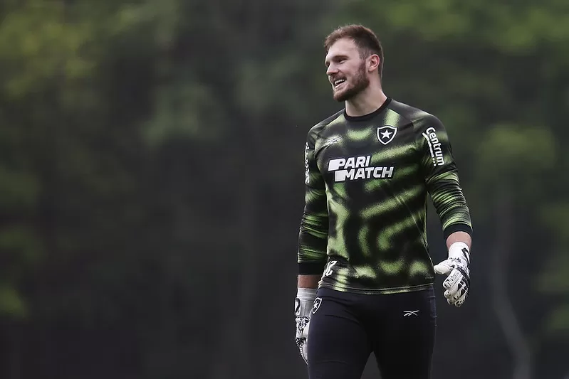 lucas perri botafogo corinthians