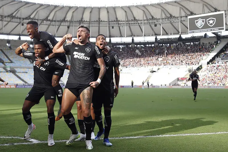 botafogo fluminense tiquinho soares campeonato brasileiro