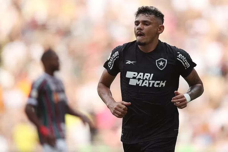 botafogo fluminense tiquinho soares