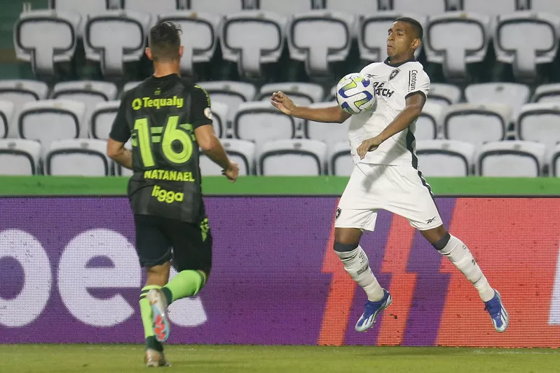 botafogo coritiba victor sa
