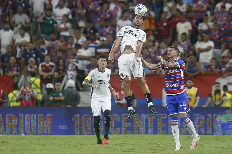 Botafogo empata com Fortaleza e não depende mais de si para título  Brasileiro