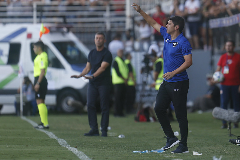 botafogo red bull bragantino lucio flavio