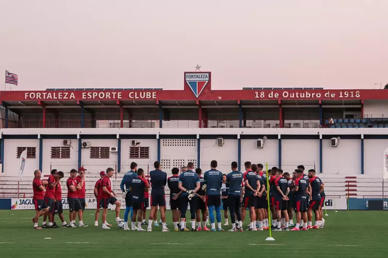 fortaleza botafogo protesto torcida organizada