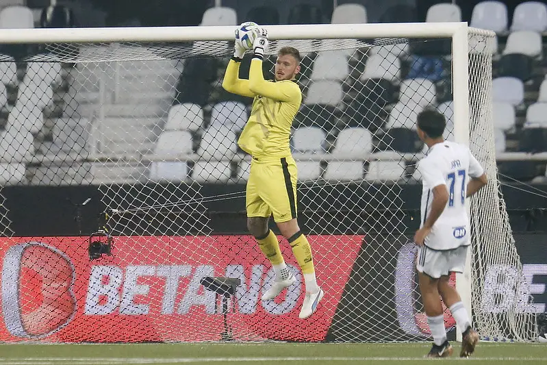 É final: Cruzeiro visita o abalado Botafogo em jogo que pode cravar  permanência