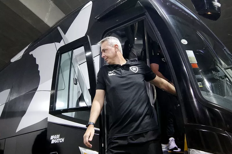 botafogo flamengo tiago nunes relacionados