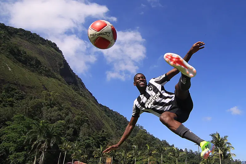 botafogo luiz henrique apresentacao (2)