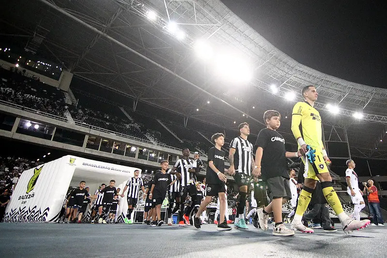 botafogo atletico-go nilton santos