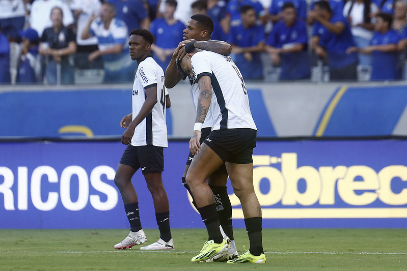 botafogo cruzeiro junior santos tiquinho jeffinho