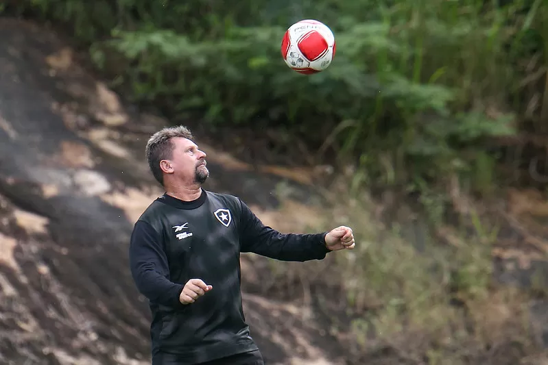 botafogo fabio matias renovacao