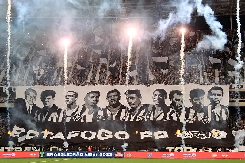 botafogo palmeiras torcida nilton santos