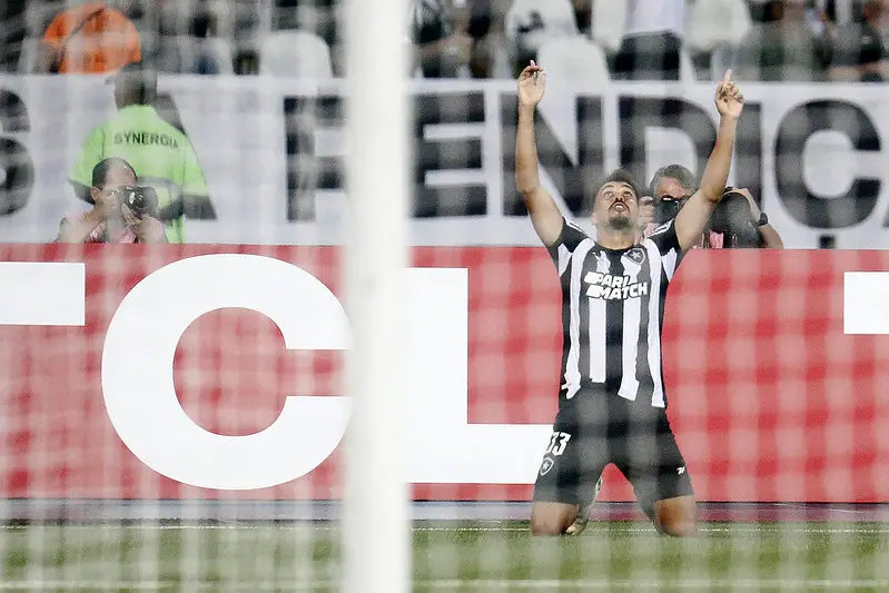 botafogo universitario eduardo
