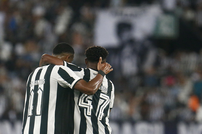 botafogo bahia jeffinho e junior santos