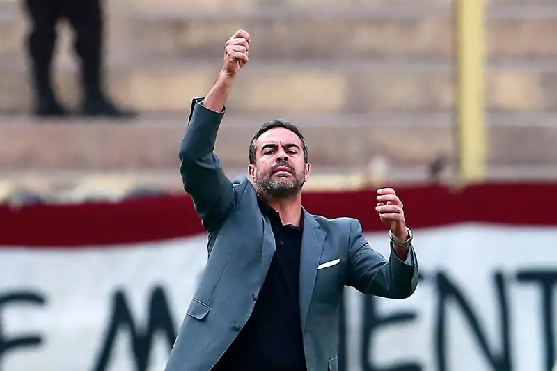 universitario botafogo artur jorge