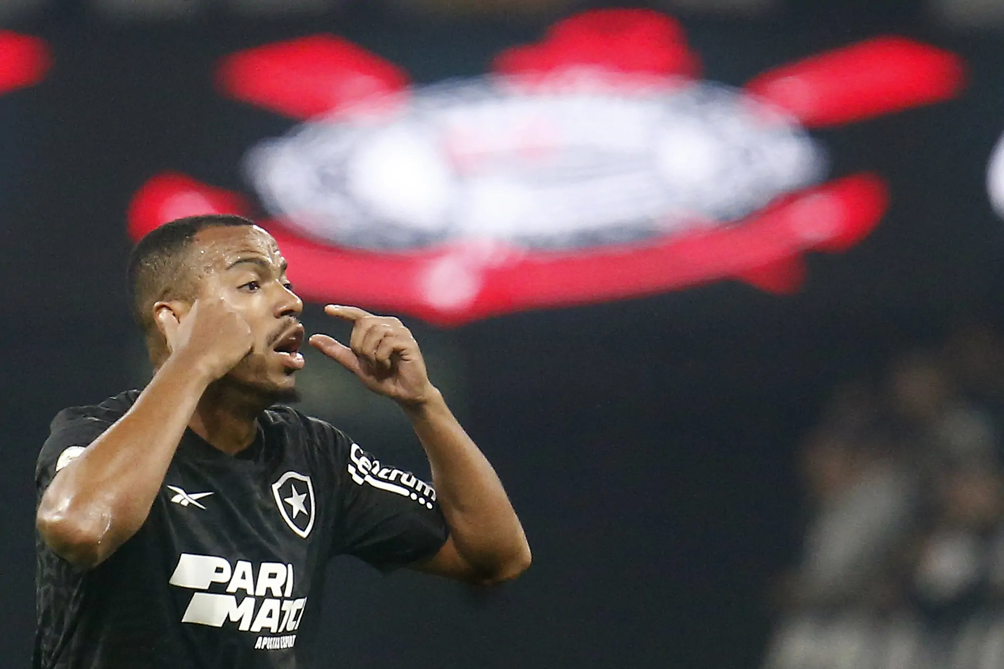 botafogo corinthians marlon freitas