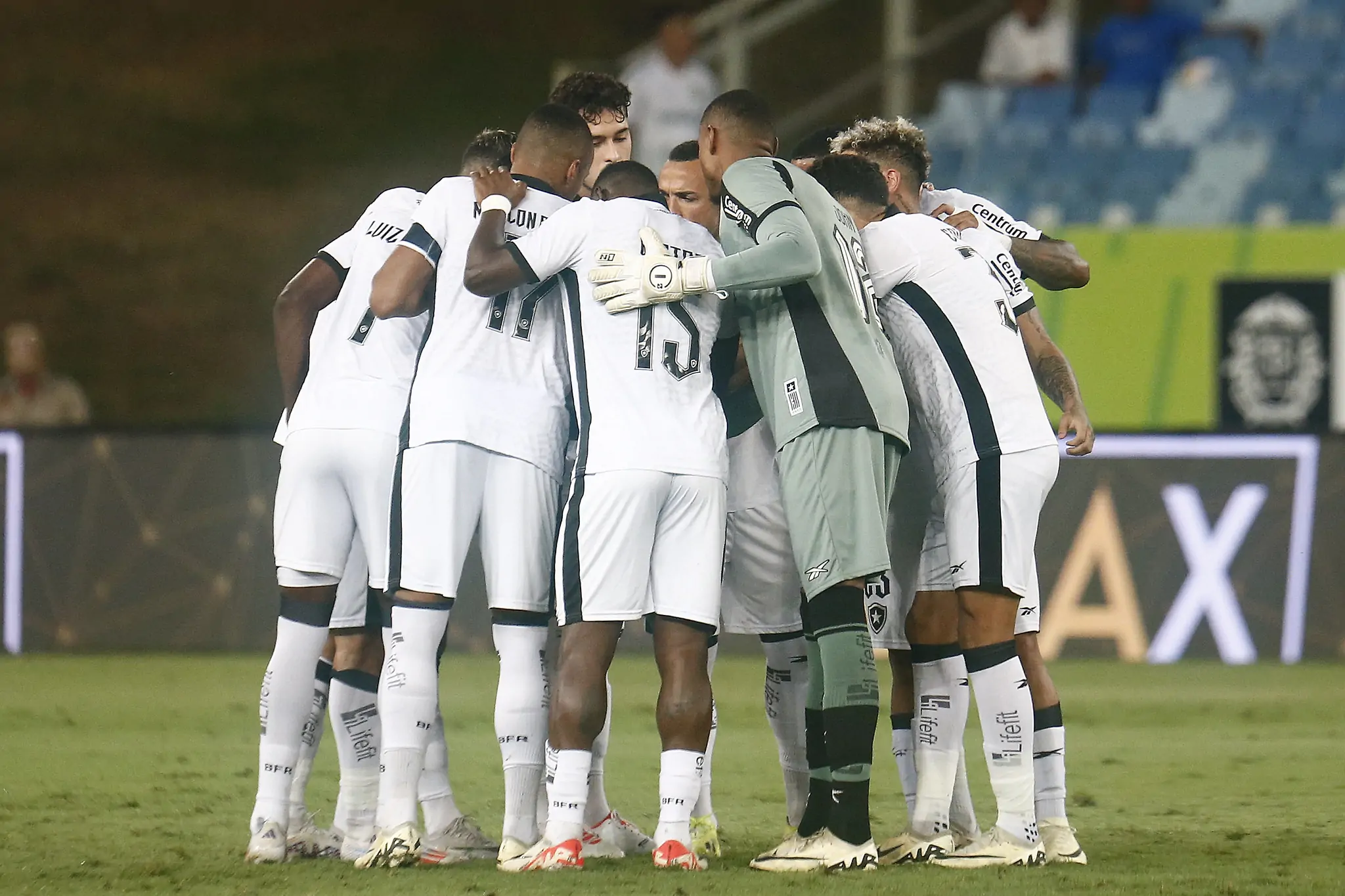 botafogo cuiaba time reunido