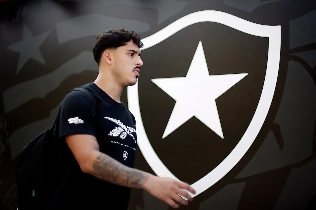 botafogo lucas halter