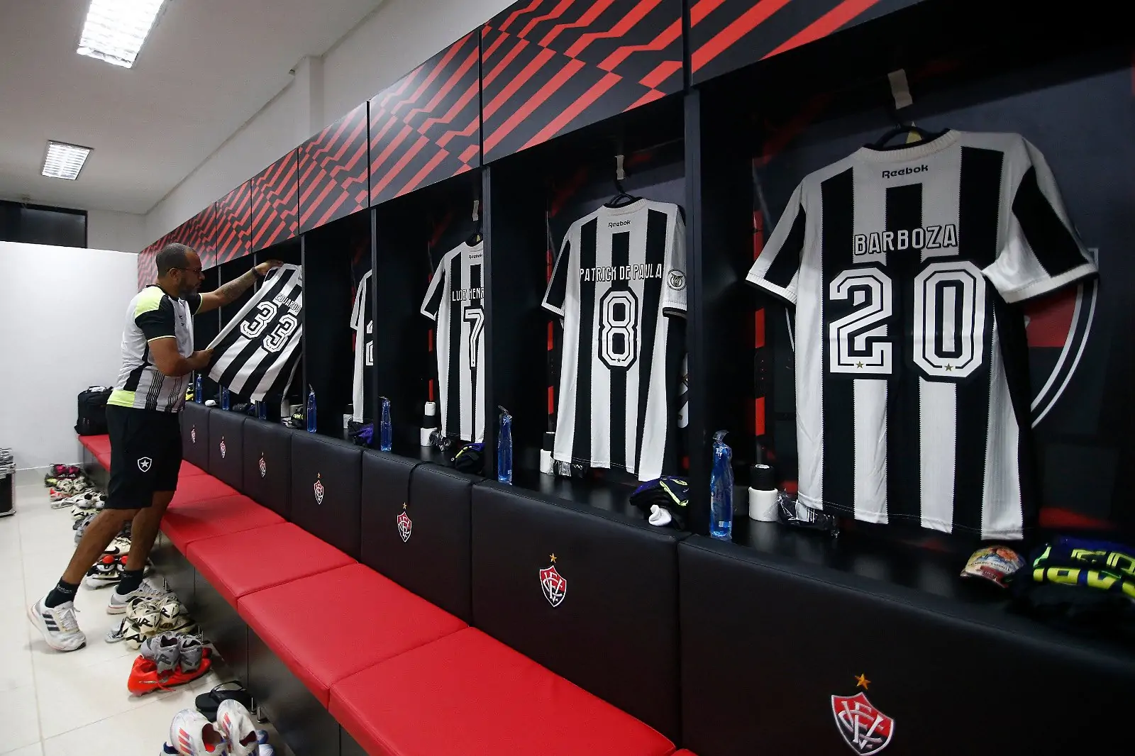 botafogo vitória escalação