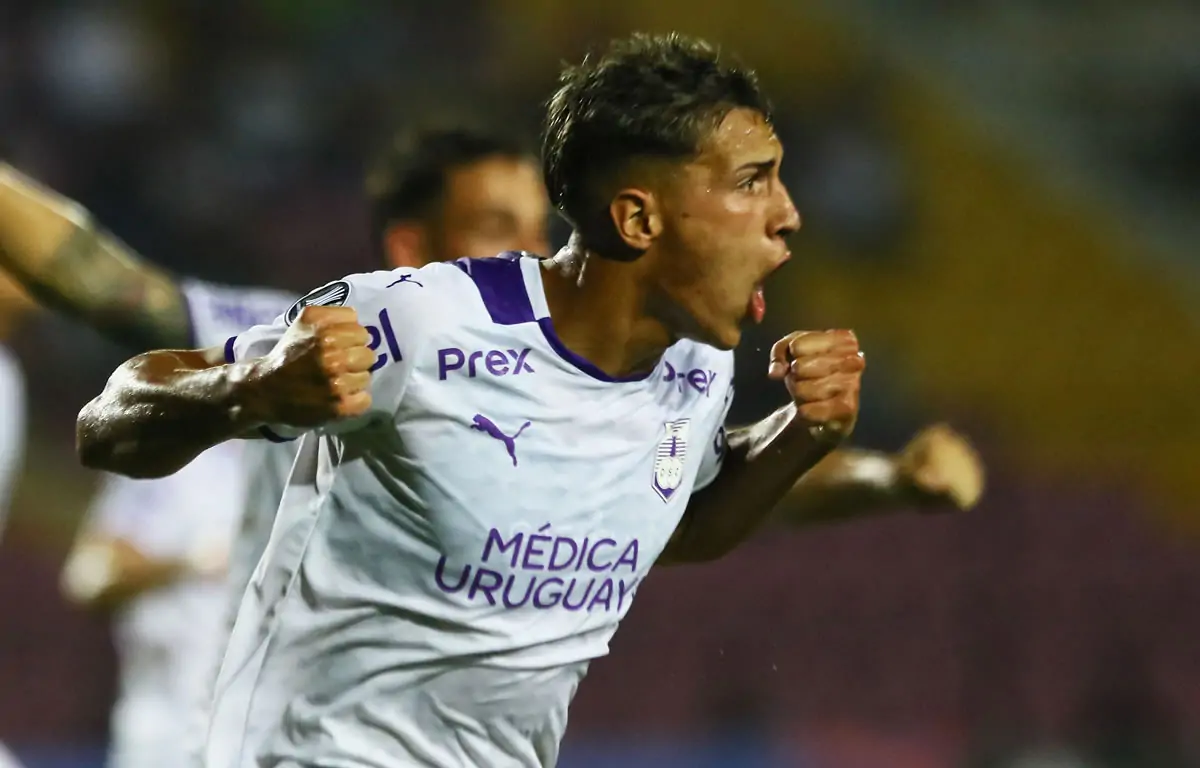 facundo bernal botafogo Defensor Sporting