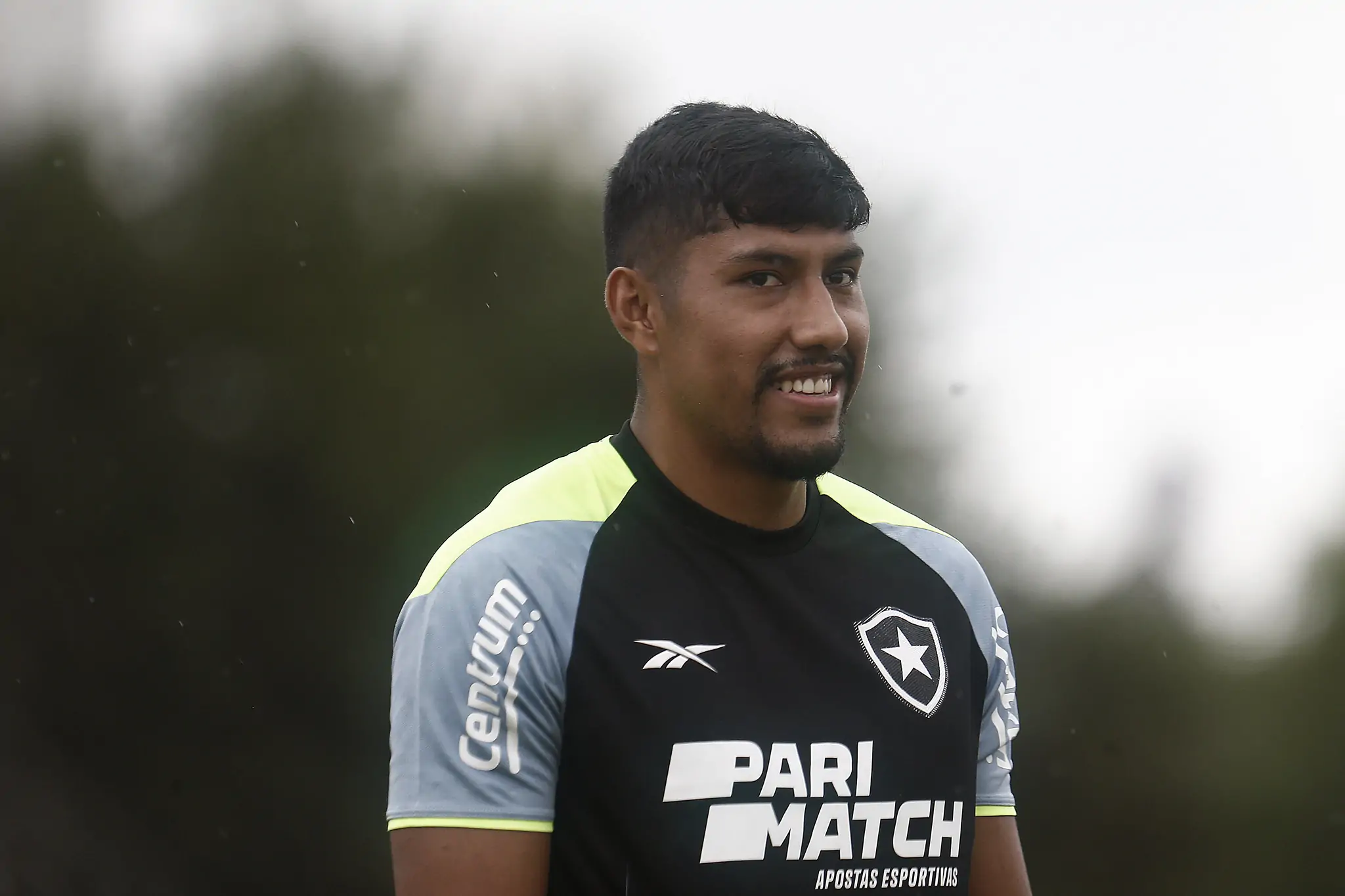 luis segovia botafogo