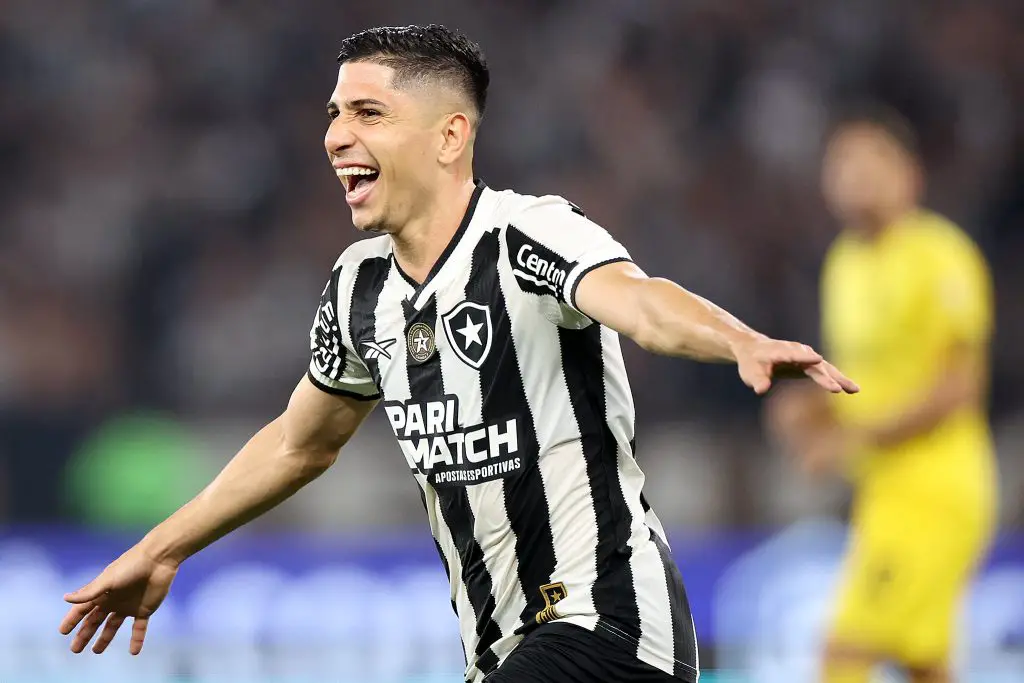 botafogo penarol savarino