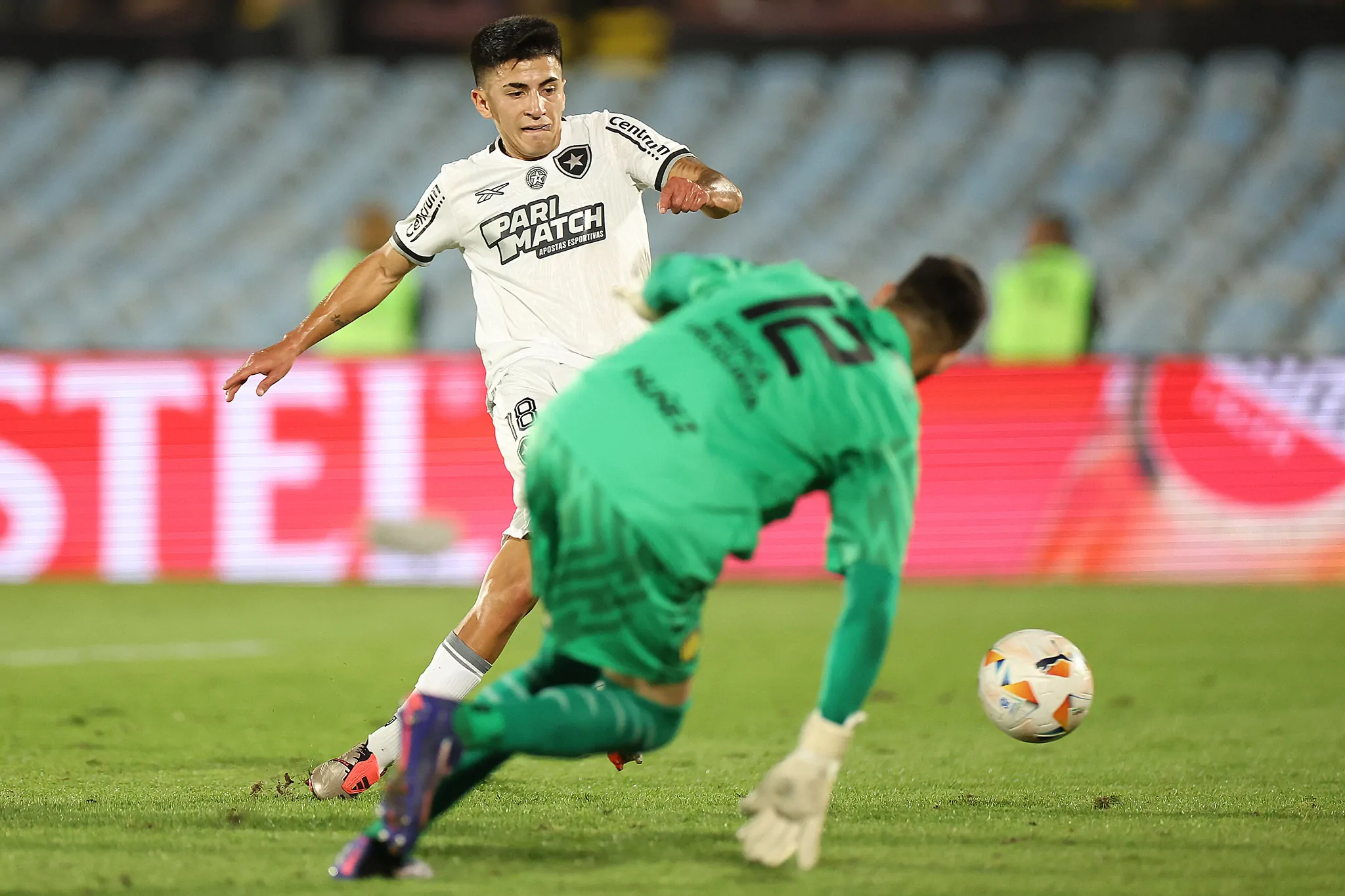 botafogo penarol thiago almada