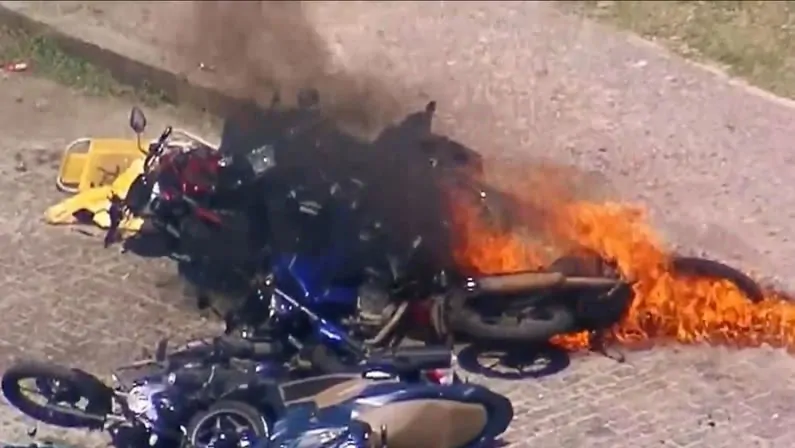 torcedores penarol moto fogo