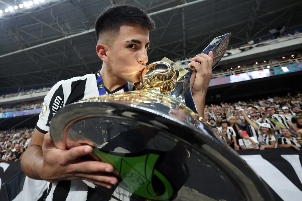 botafogo sao paulo trofeu campeonato brasileiro thiago almada