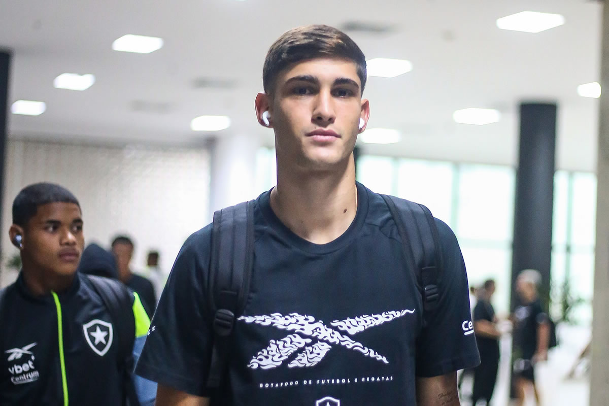 valentin adamo botafogo portuguesa