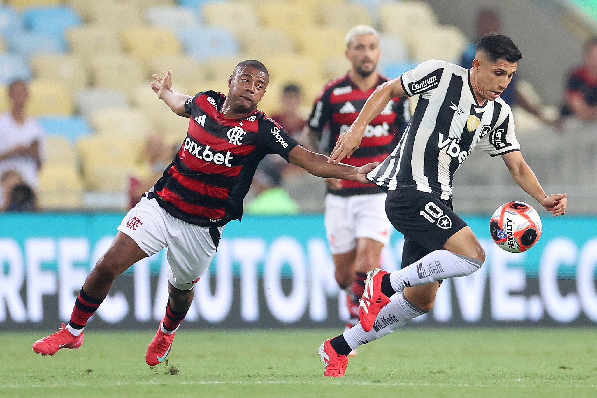 flamengo botafogo savarino