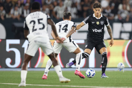 botafogo corinthians joaquin correa