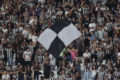 botafogo flamengo torcida estadio nilton santos
